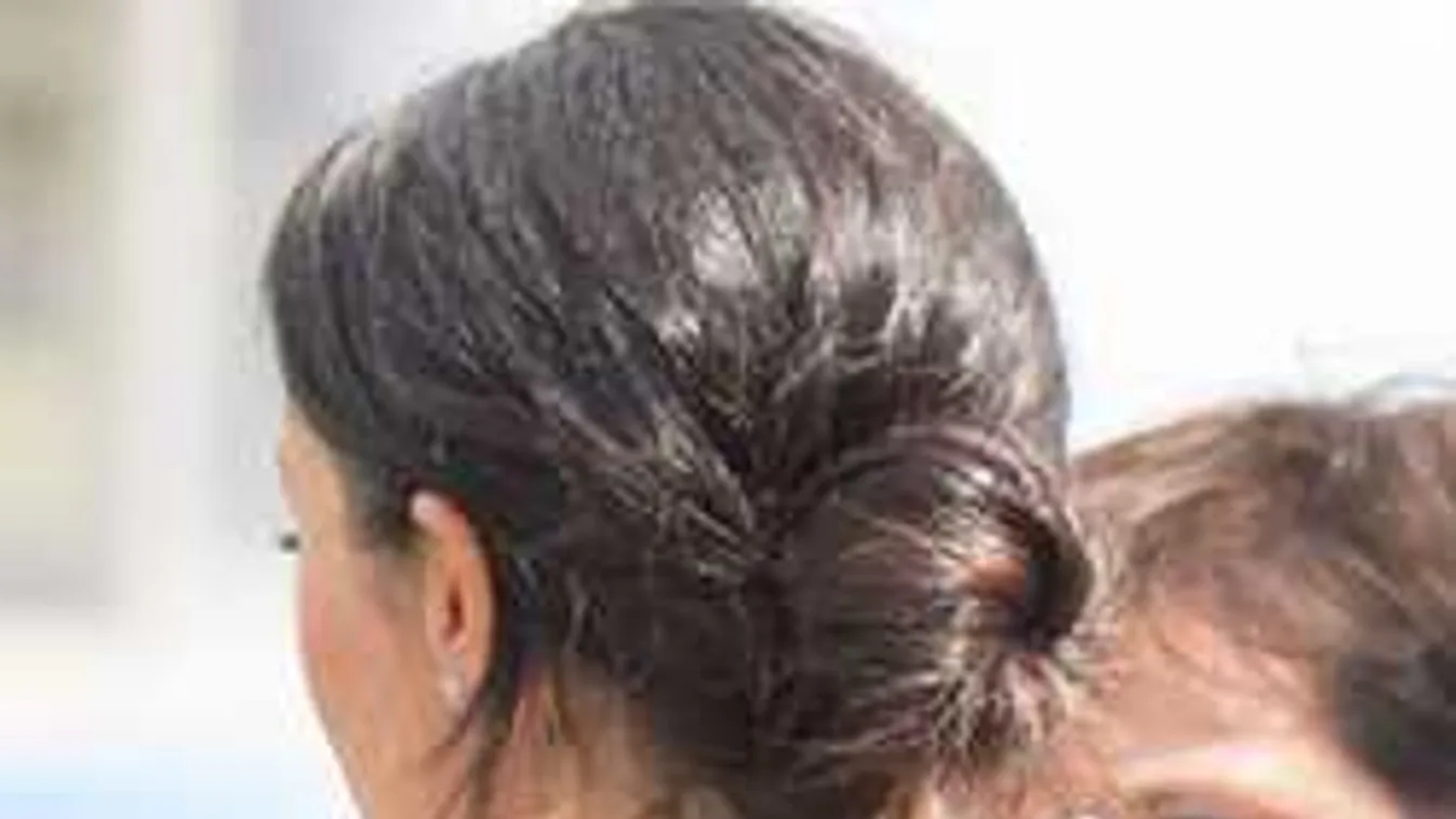 Meghan Markle ezzel a 2 perces hanyag frizurával botránkoztatja a palotát