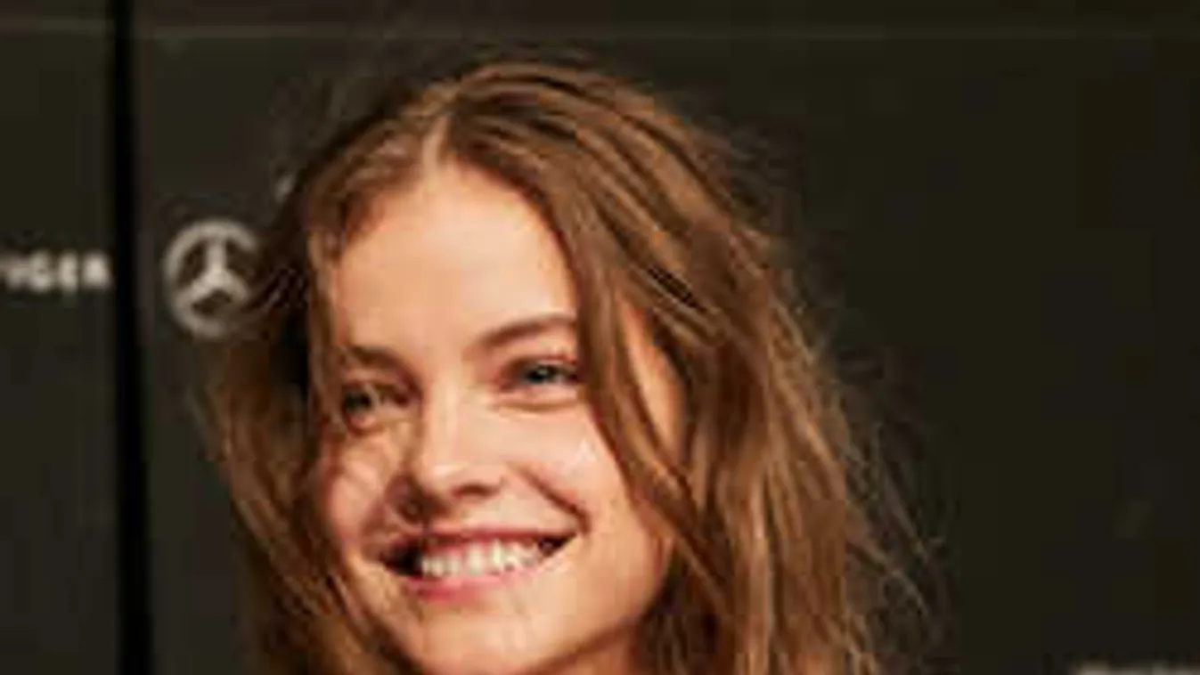 Árulkodó fotó, eljegyezték Palvin Barbarát?