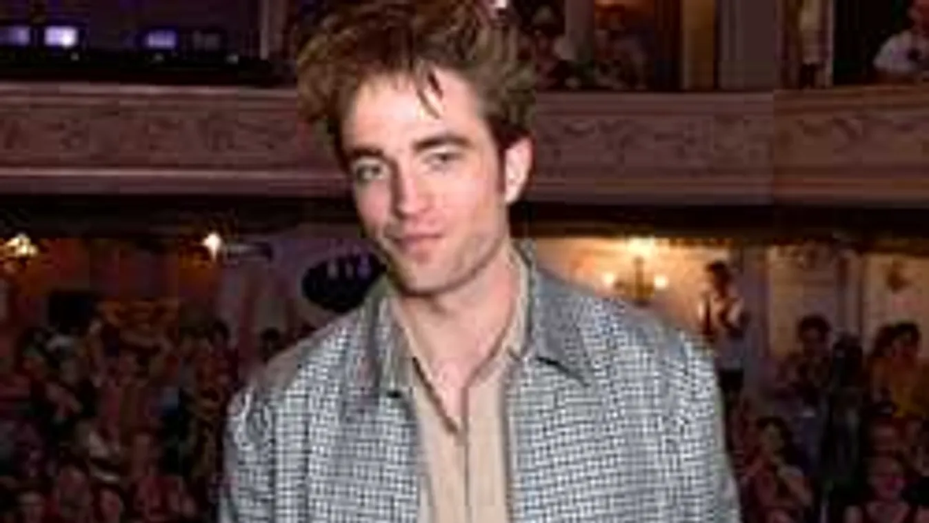 Lebukott, lesifotó készült Budapesten a sármos világsztárról