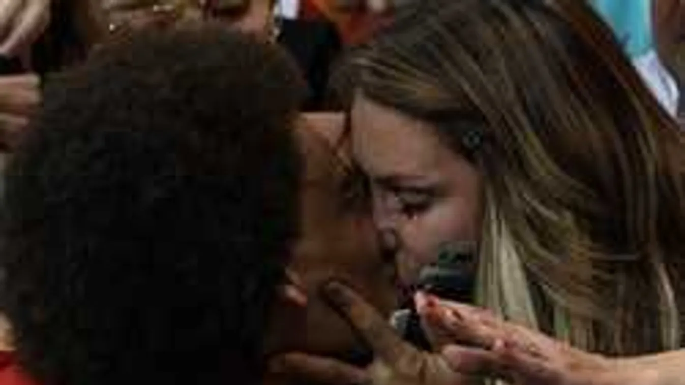 Magyar felesége dönt a világsztár átigazolásáról