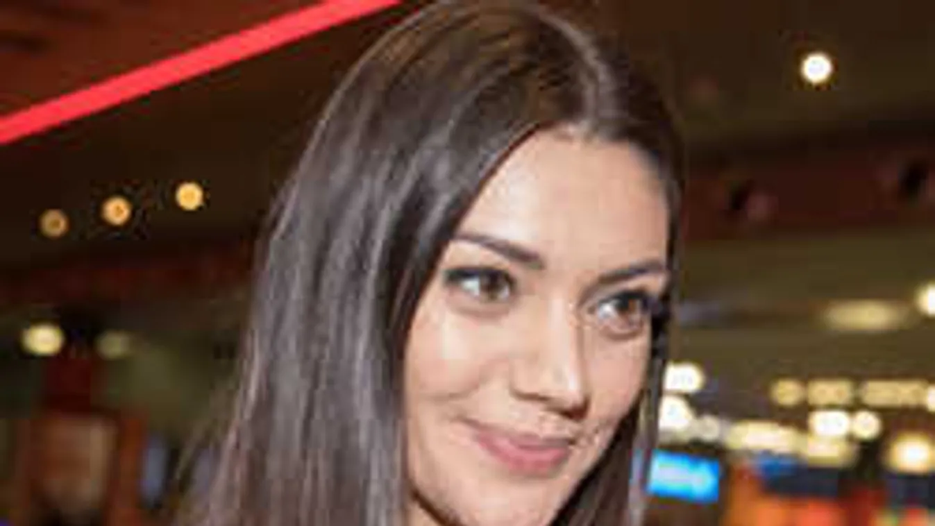 Várandósan is elképesztően szexi bikiniben Kulcsár Edina