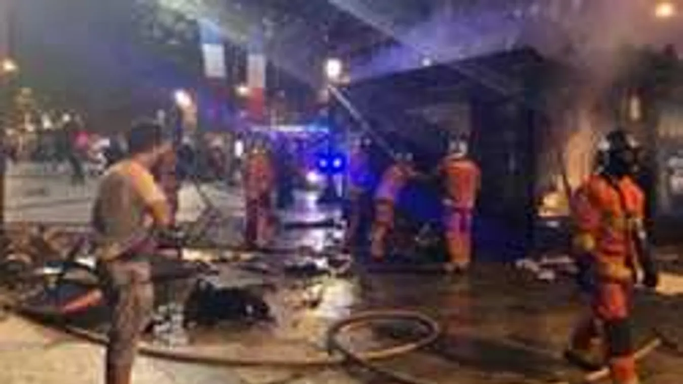 Francia vb-öröm: 2 halott, 90 letartóztatás, 149 felgyújtott autó