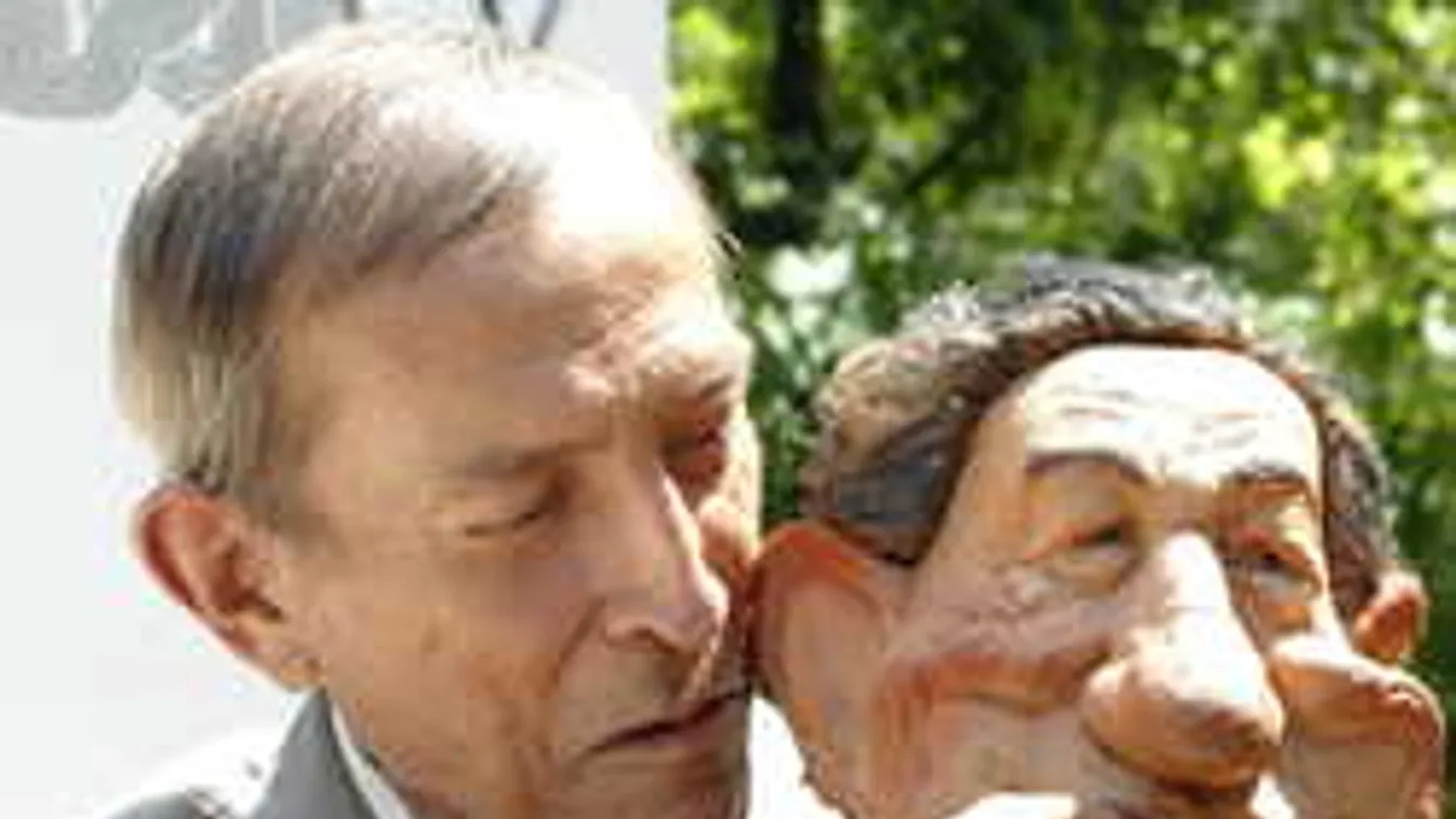 Antal Imre a halála után így menti meg örököse életét