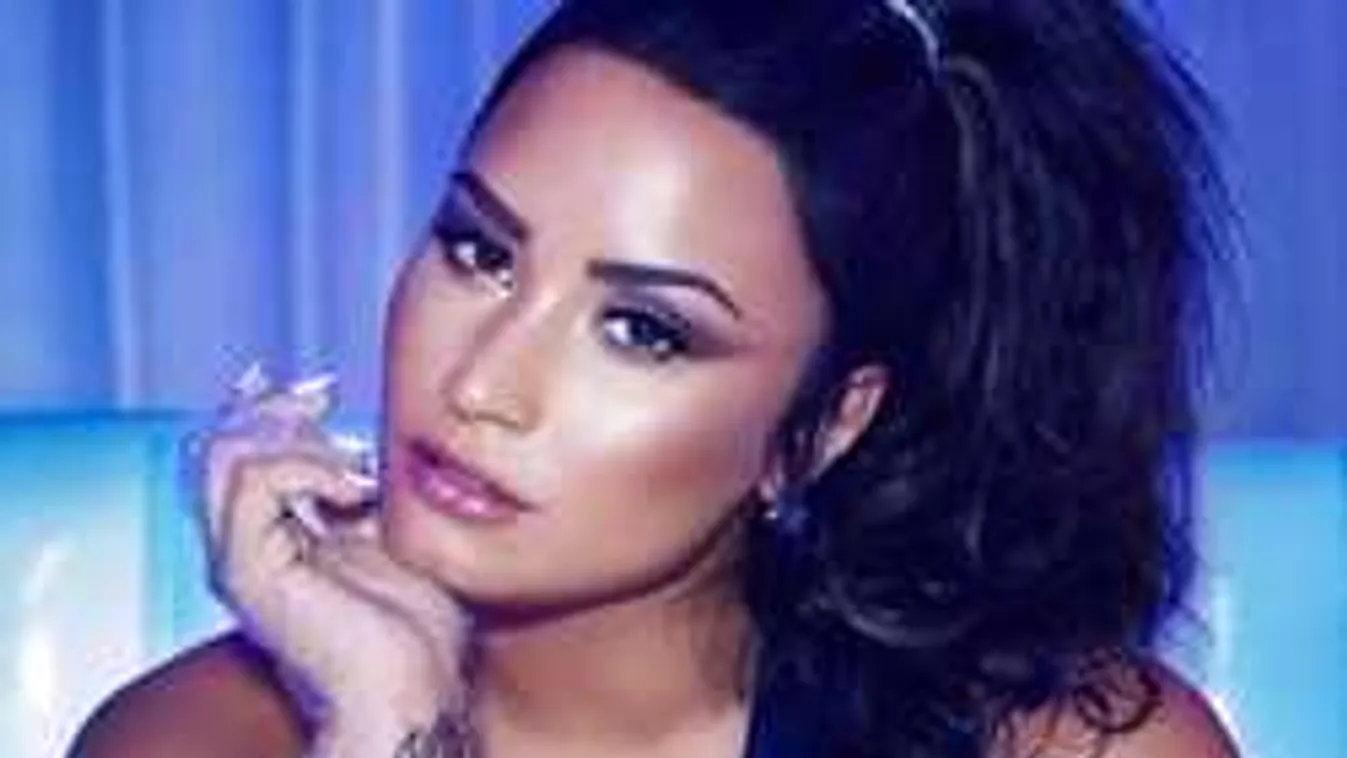 Tényleg nagy a baj, rosszabbul lett a kórházban a népszerű énekesnő