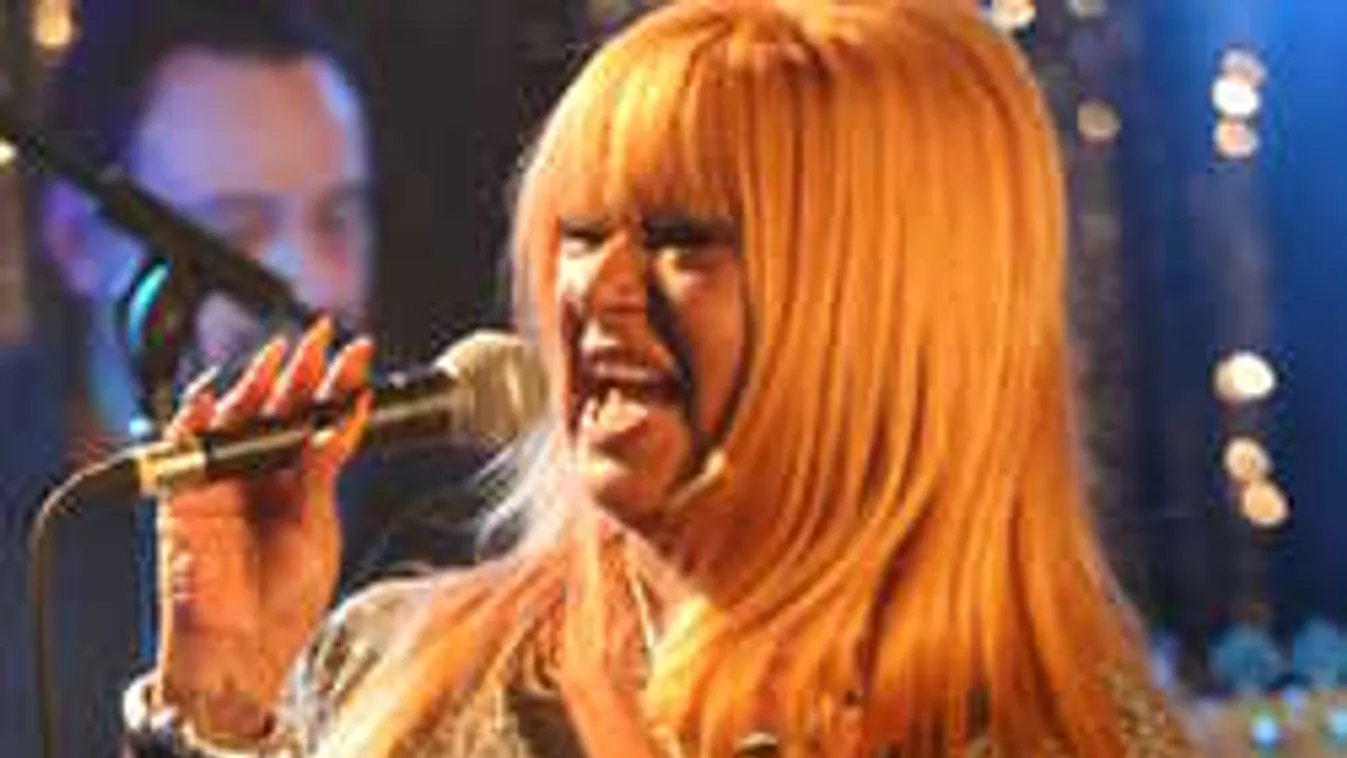 Saját műsorral tér vissza a képernyőre a magyar énekesnő