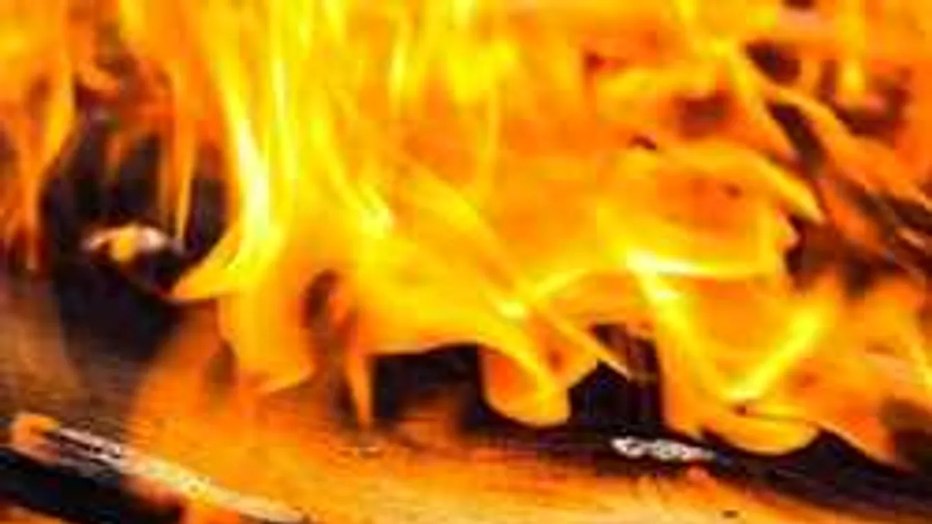 Migránsbosszú. Felgyújtották a saját hajójukat!