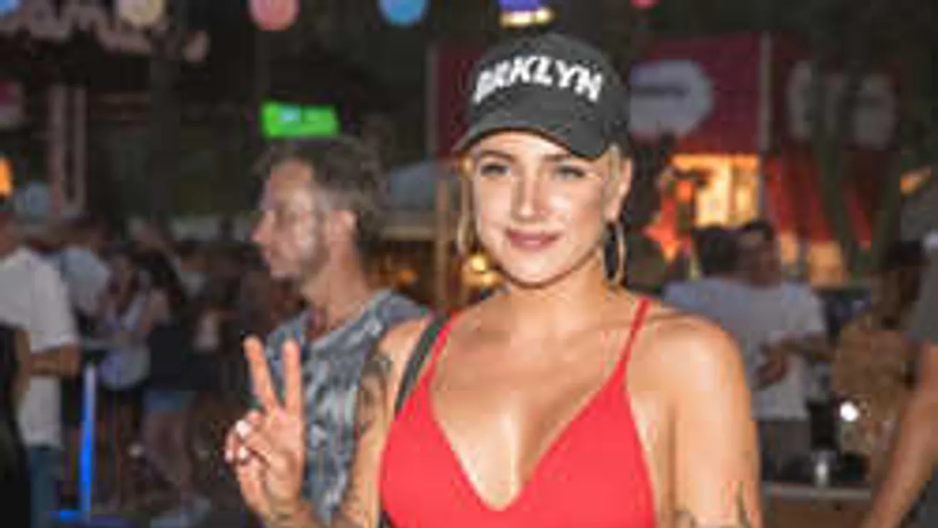 Meglepő ajánlatot tett Tóth Gabinak a legendás magyar sztár