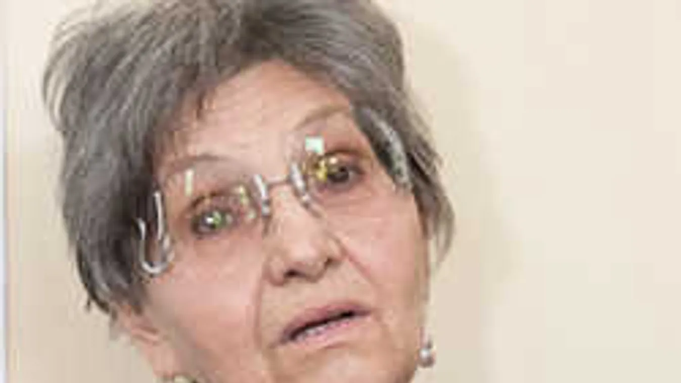 Botrányos ajánlatot tett Pécsi Ildikó Pártos Csillának