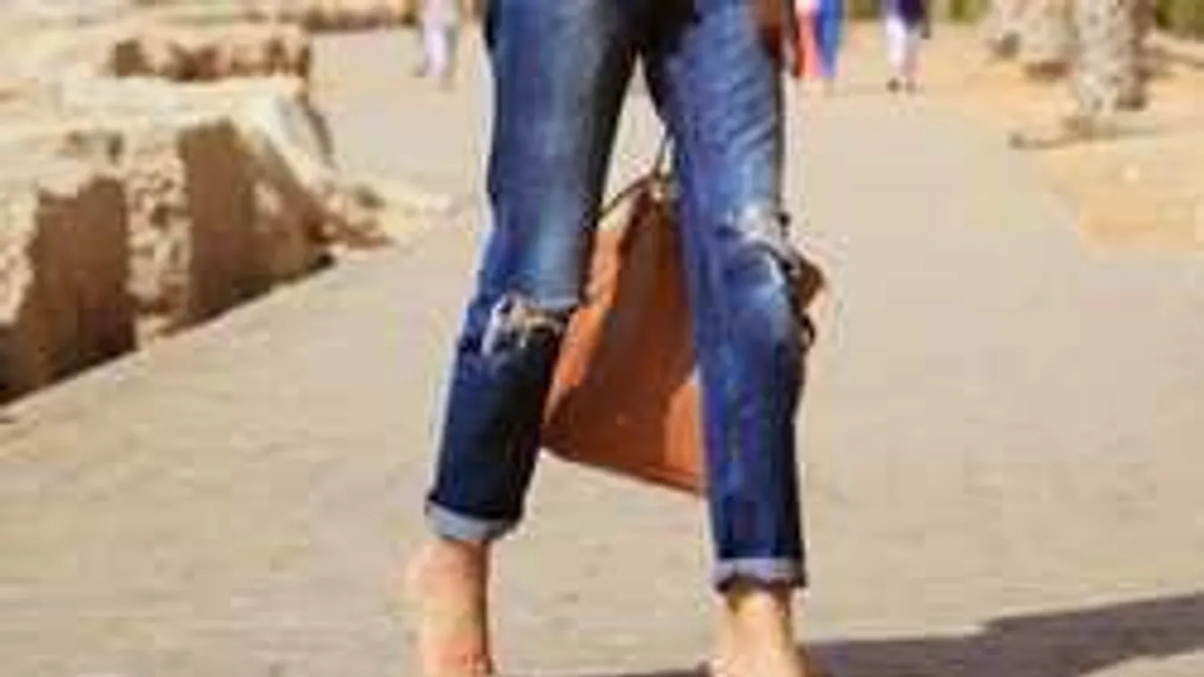 Cicasarkú cipővel robbant az őszi szezon, már most imádják a nők