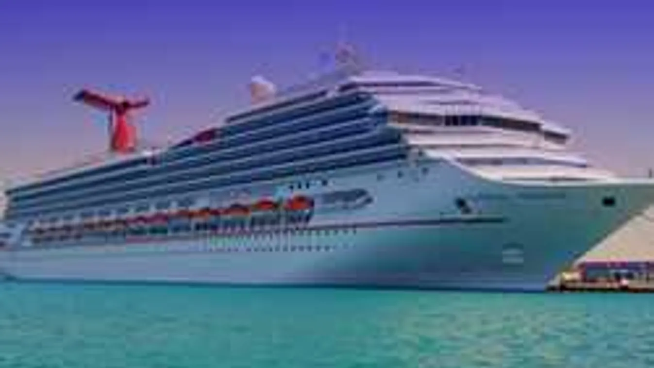 Elképesztő módon menekült meg a turista, így halászták ki a tengerből