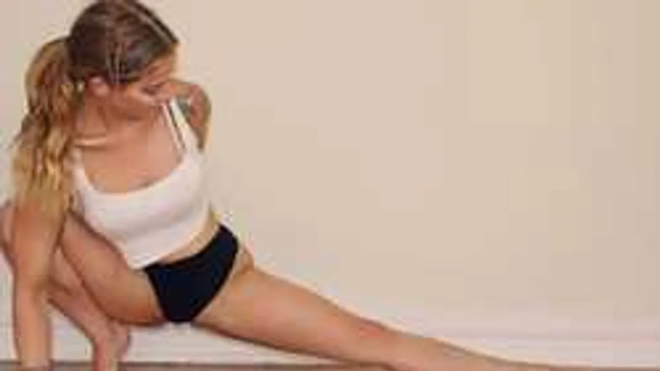 Meztelenül fotózták le a hajlékony sportolónőt!