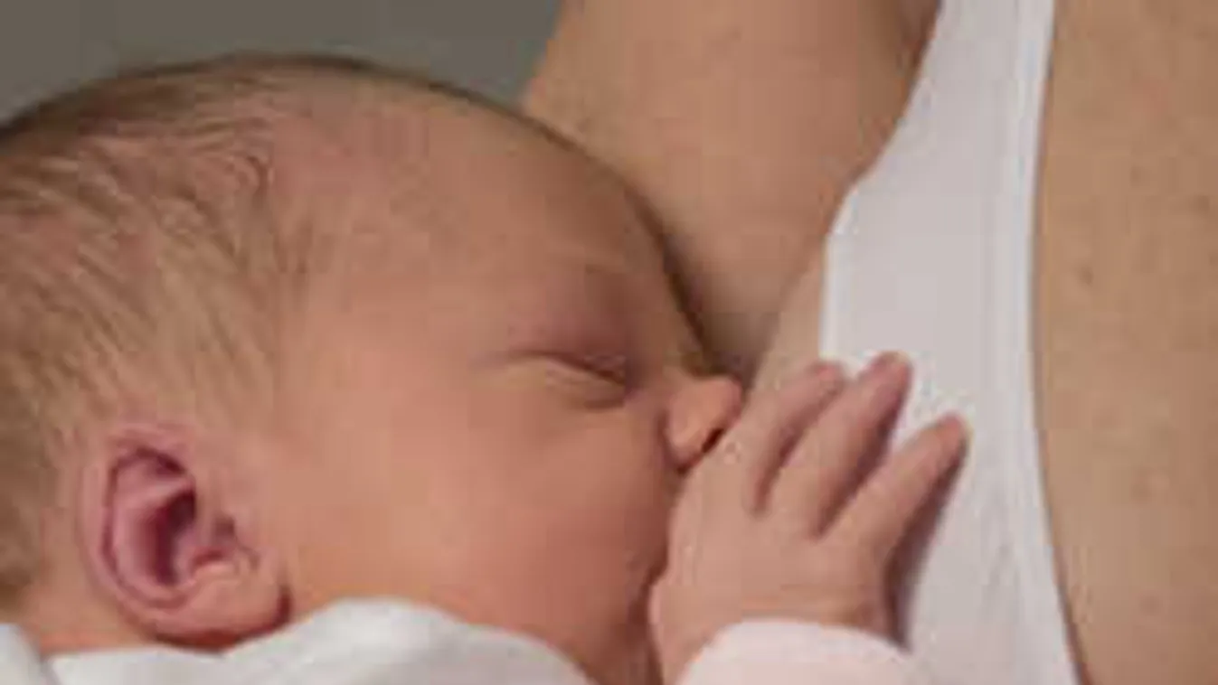 Botrány a magyar plázában: a biztonsági őr megfenyegette a kismamát