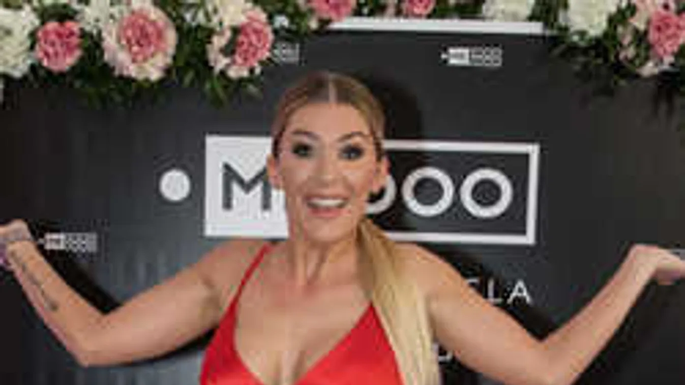 Nem győzi a dobozolást: Bejött az üzlet Hódi Pamelának