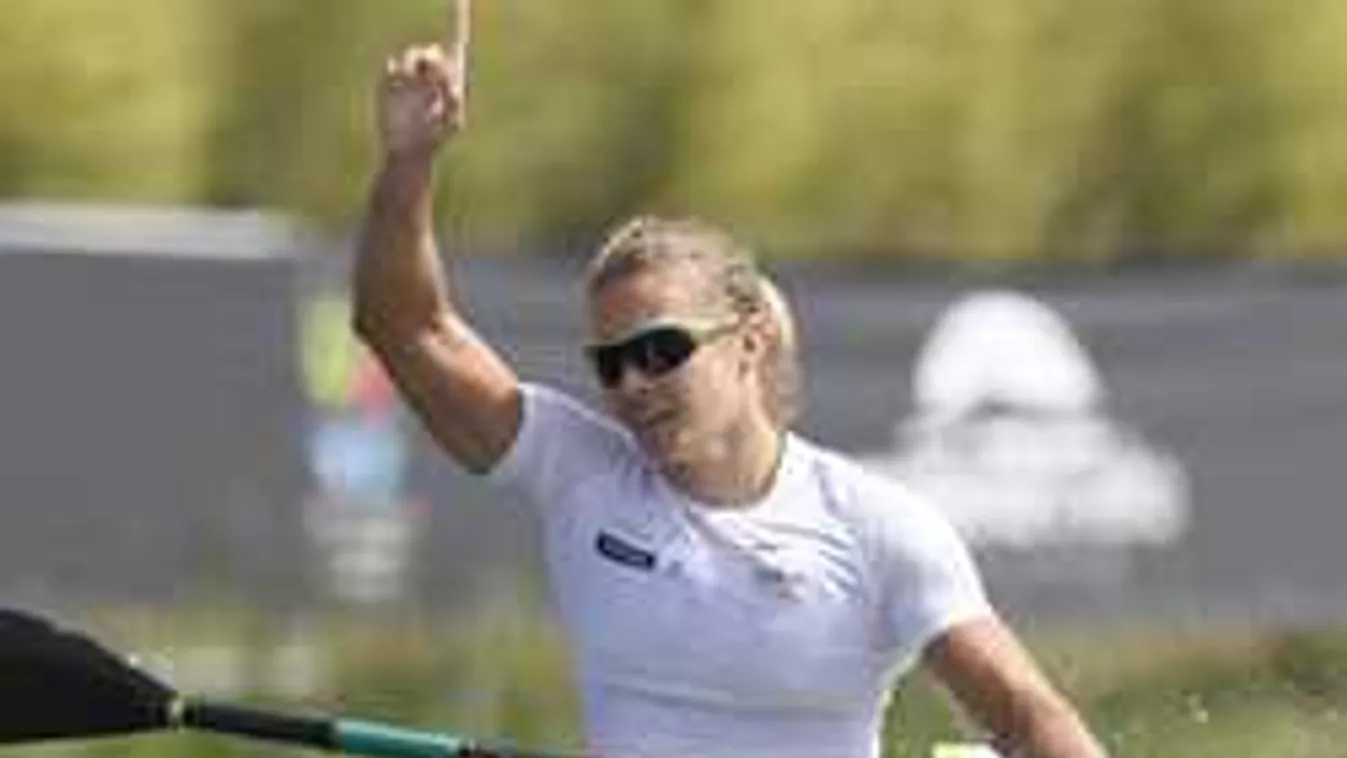 Parádés eredmények, Kozák Danuta lenyomta a világot