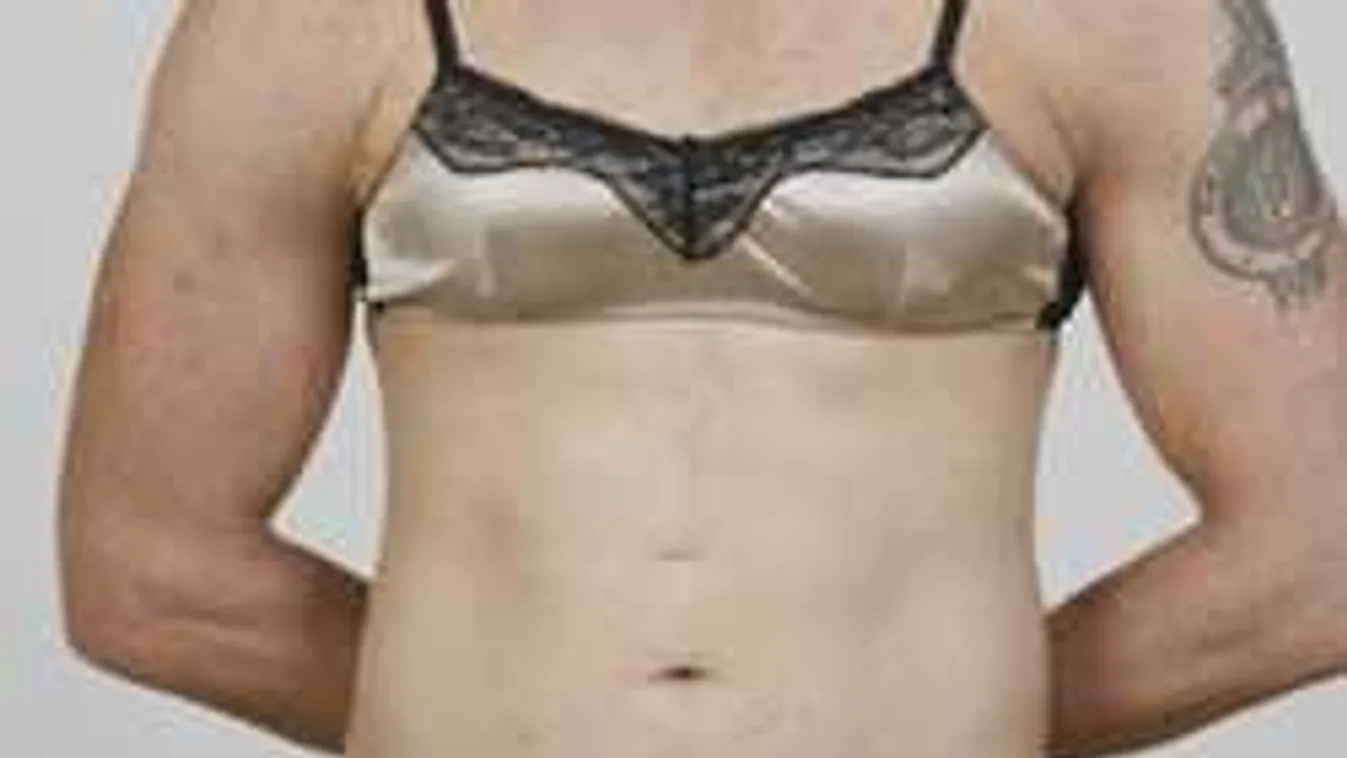 Nem hiszel a szemednek: mostantól férfimelltartó is kapható - Fotók
