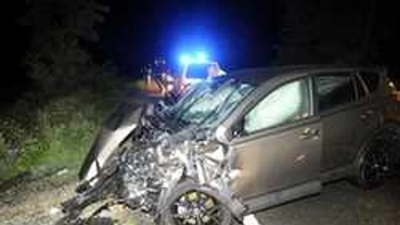 Döbbenet: szörnyű balesetben halt meg három magyar fociszurkoló