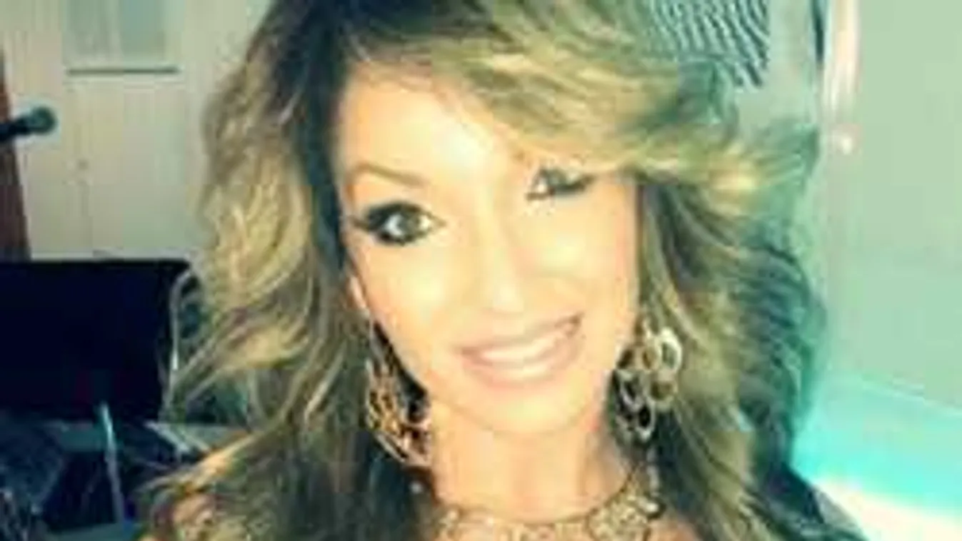 Esküvőjéről posztolt képeket a magyar énekesnő