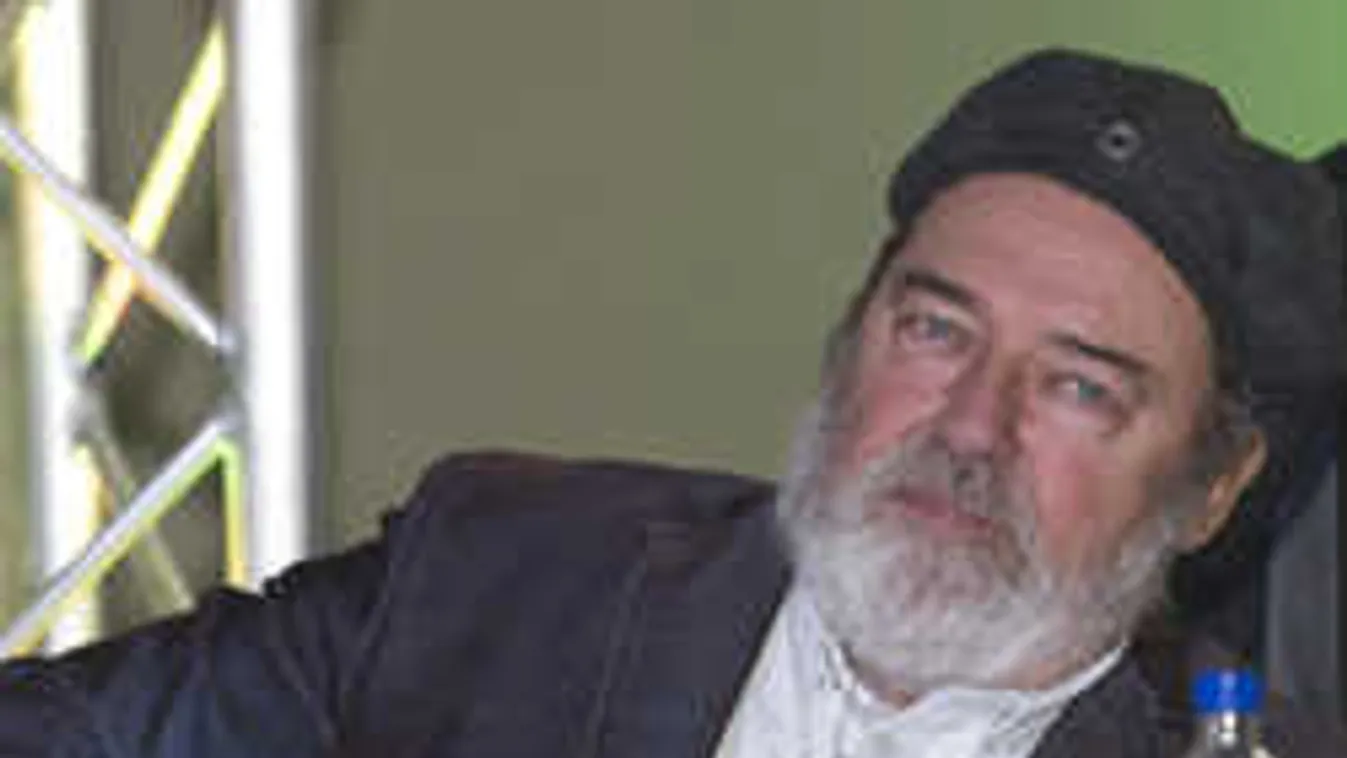 Rákkal műtötték az Omega legendáját