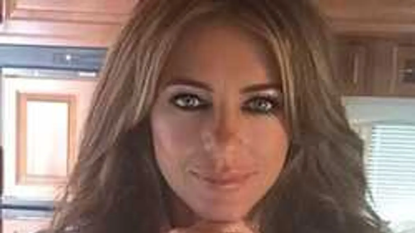 Hihetetlen fotót posztolt az 53 éves sztáranyuka, bárki megirigyelné