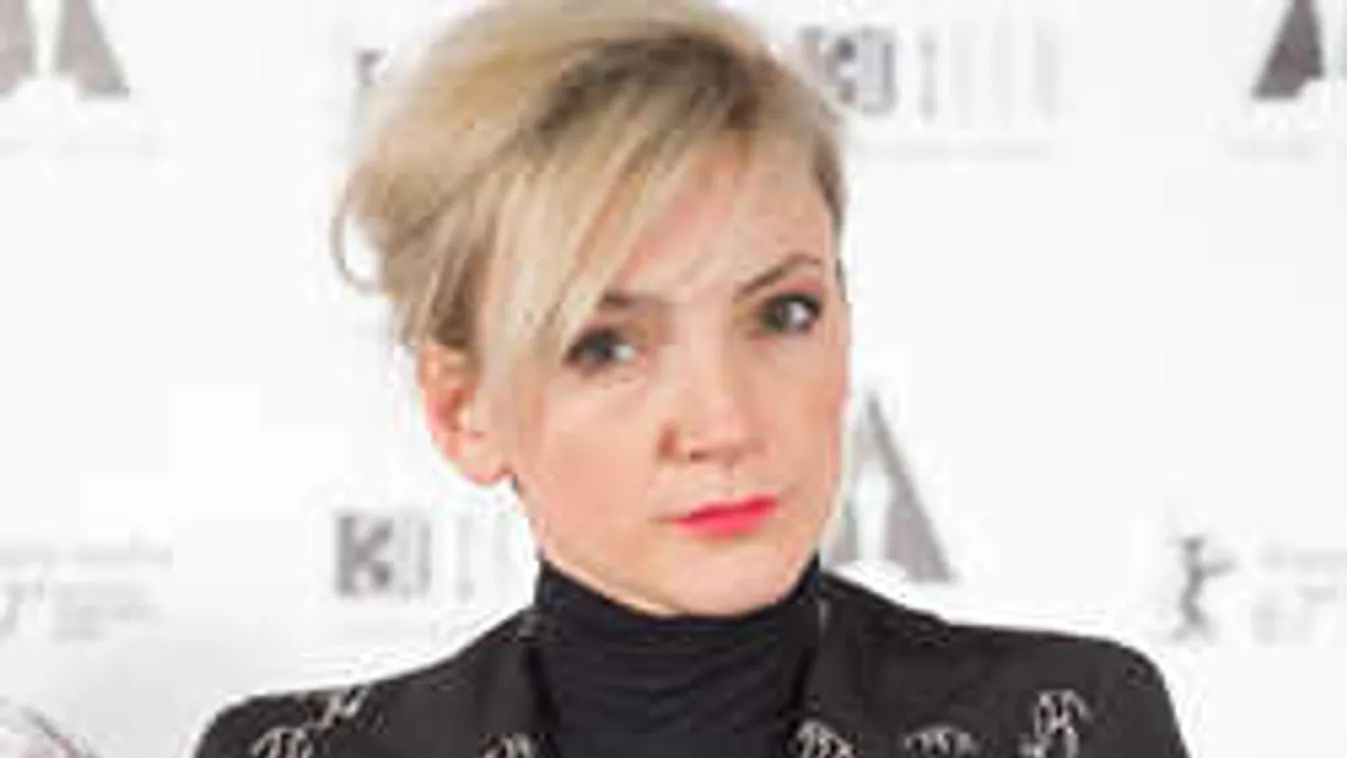 Ez kemény, világsztárt tapogatott a magyar színésznő