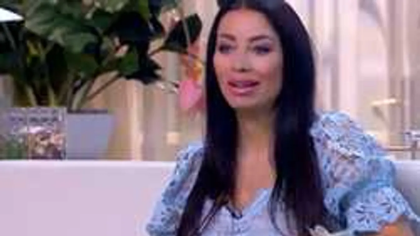 Nem titkolja tovább a magyar sztár, elárulta születendő gyermeke nevét