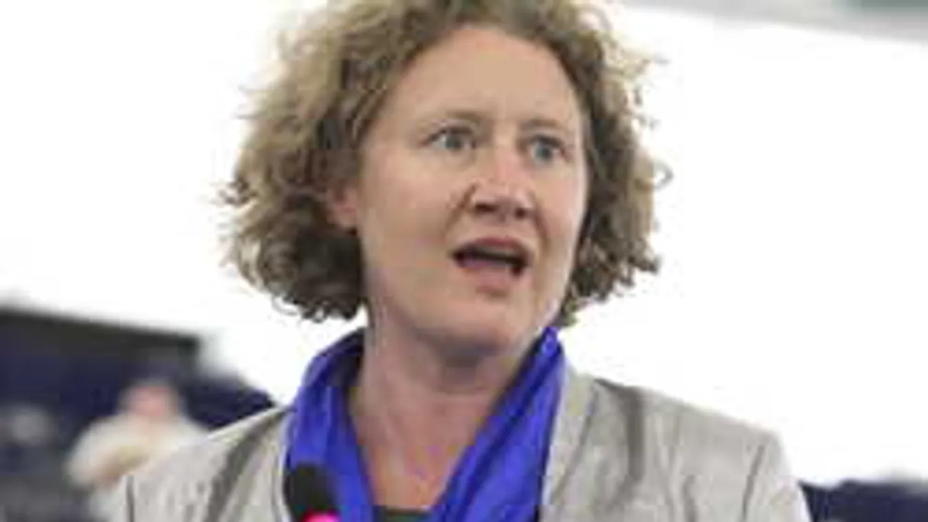 Soros emberei csalni akarnak az Európai Parlamentben