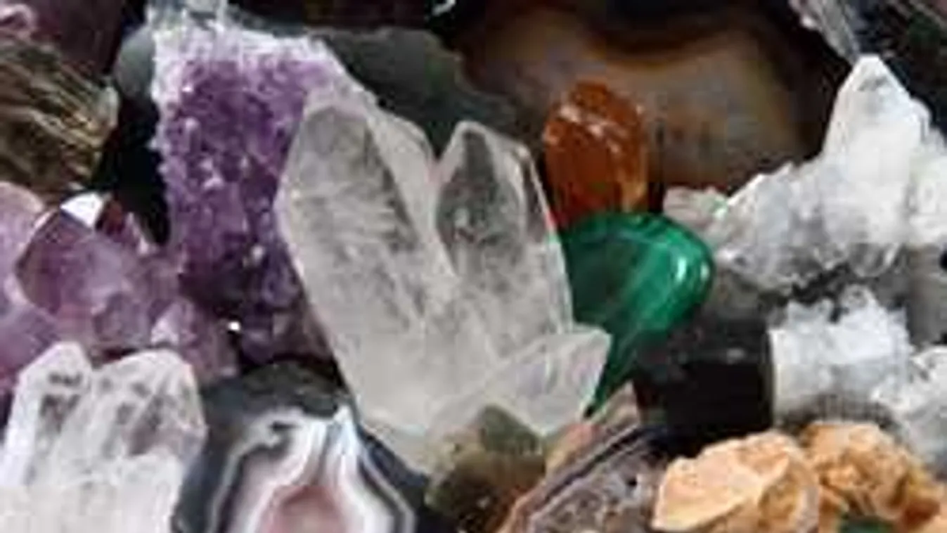 Ezek a kristályok boldog szerelmet hoznak és erősítik kapcsolatodat