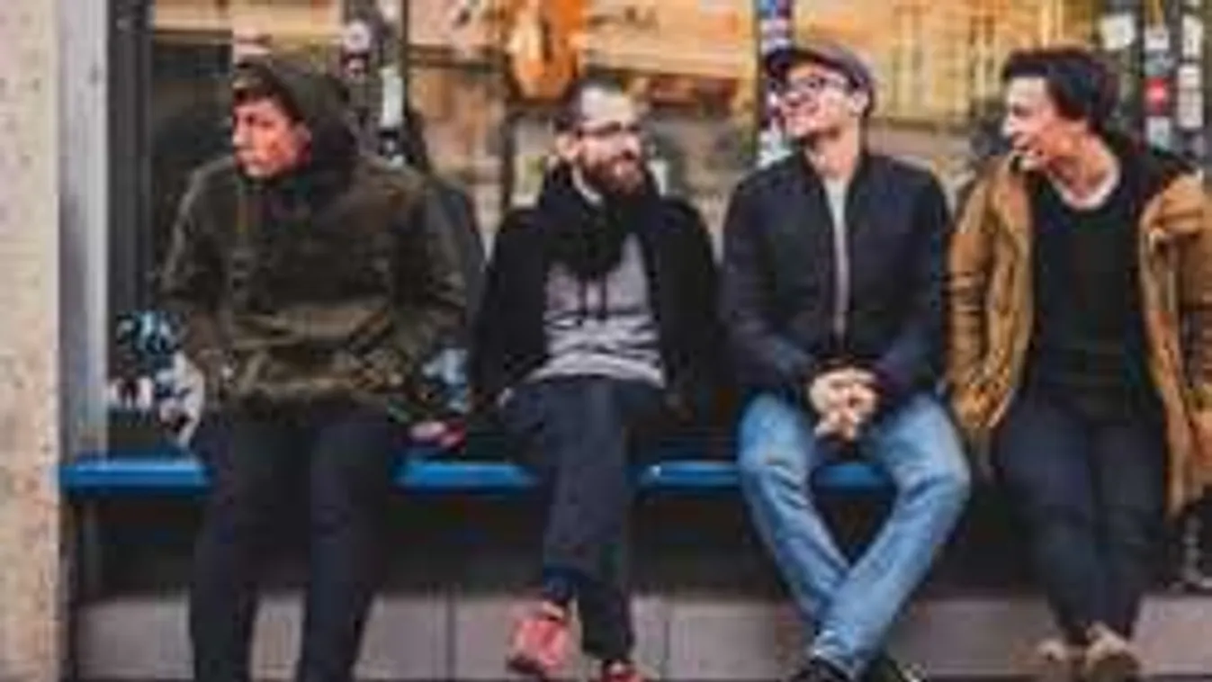 Sűrű ősz előtt áll a Platon Karataev