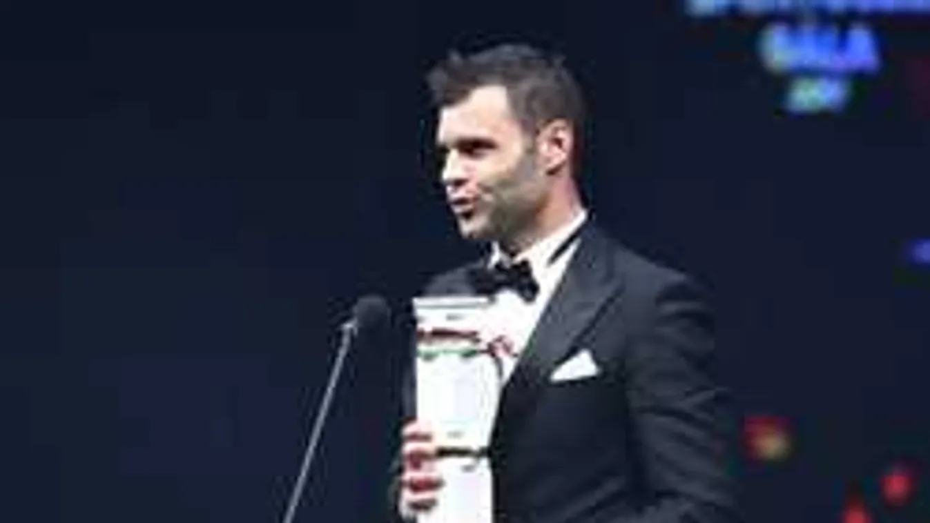 Nagy bejelentést tett a magyar futballsztár, amíg te aludtál