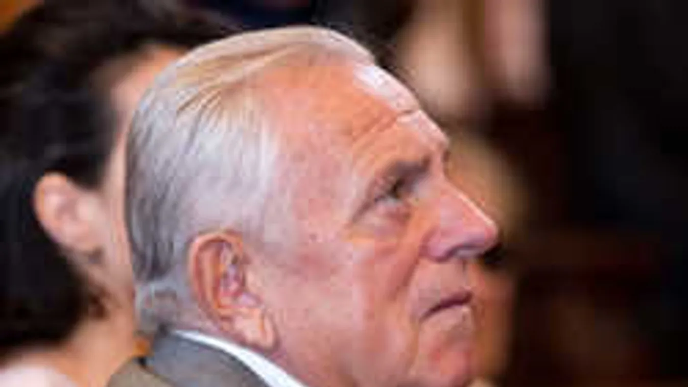 Váratlan fordulat a súlyos beteg Mészöly Kálmán állapotában