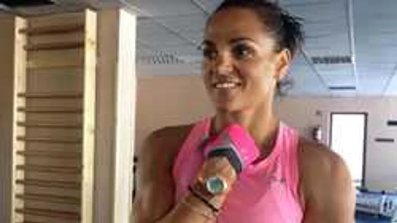 Már nem titkolja, kisbabát vár Kovács Kati