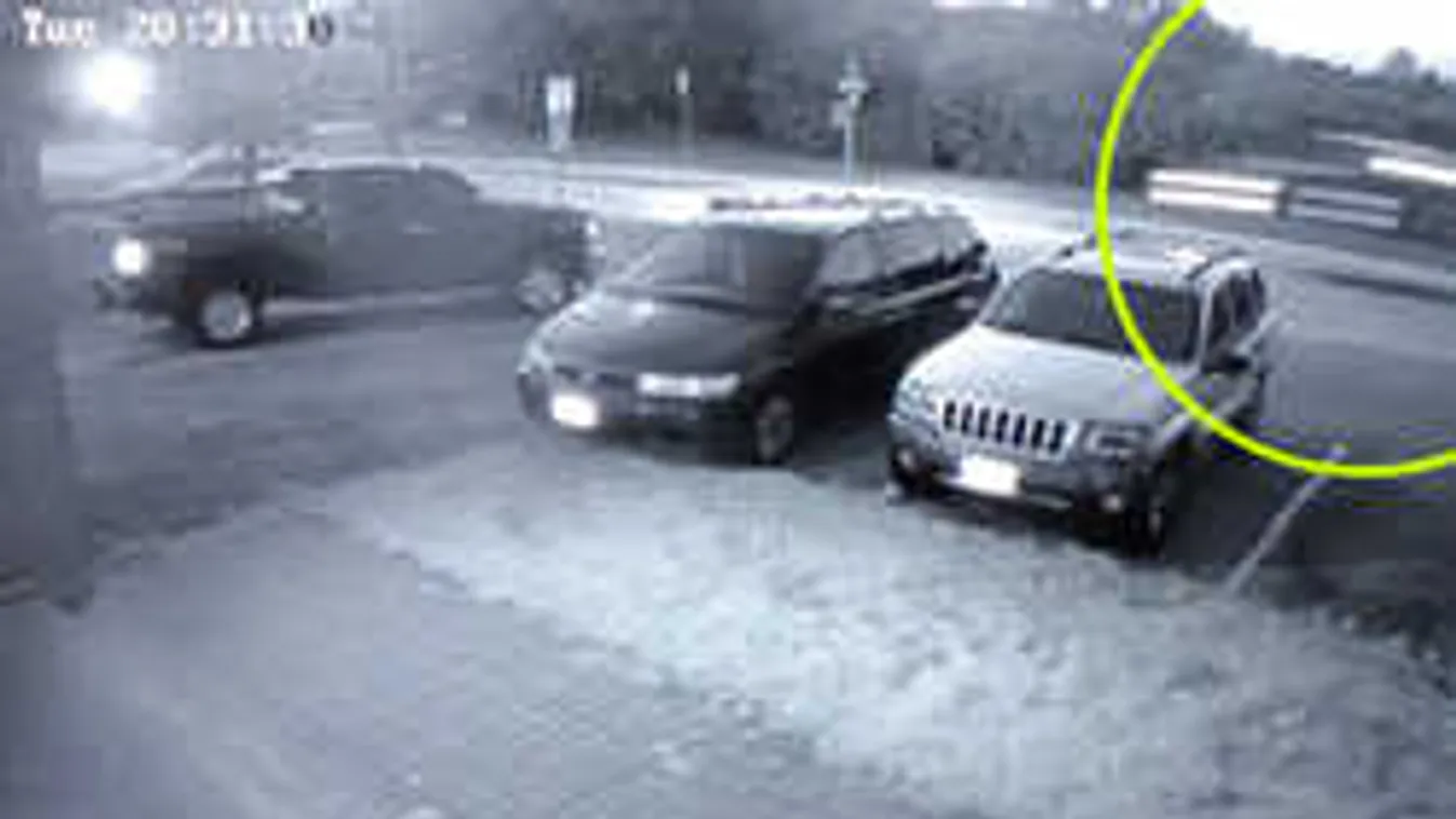 Különös videó: Levegőben száguldó autót vettek fel a biztonsági kamerák