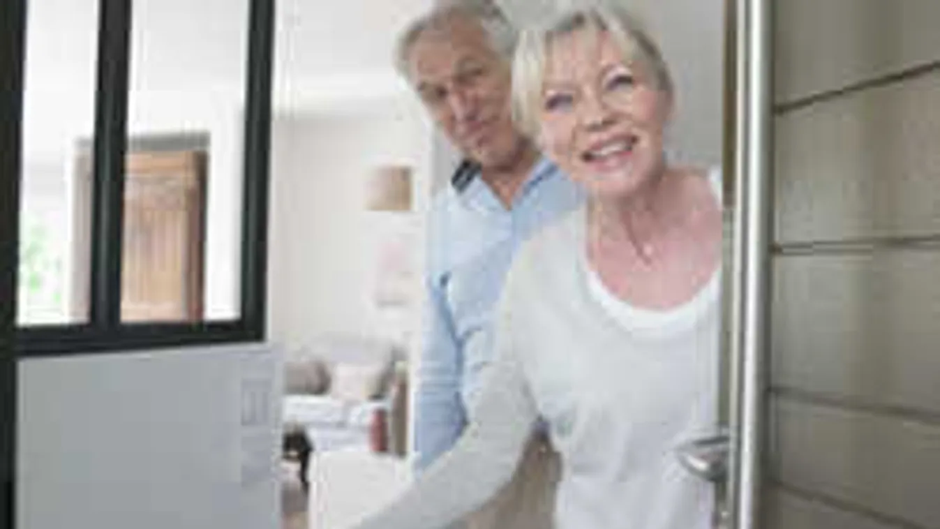 Így hazudják be magukat a csalók a lakásunkba