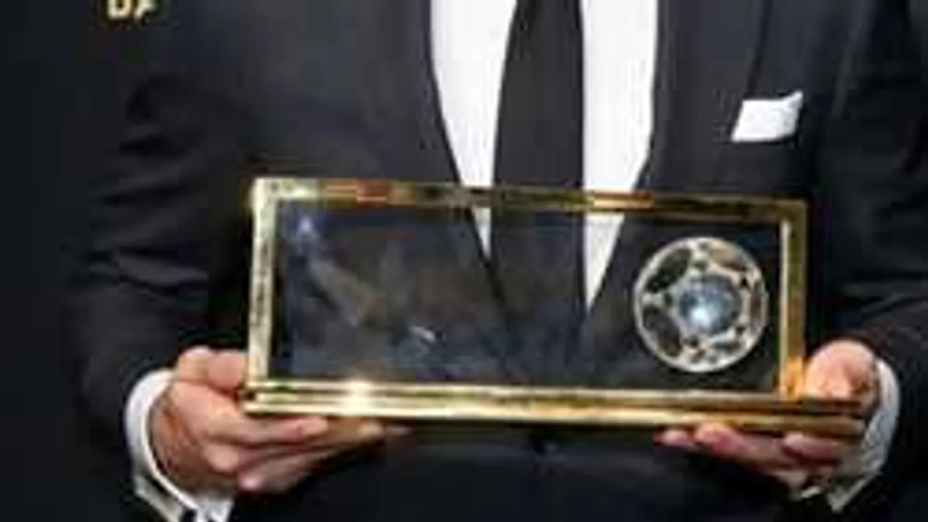 Magyar esélyest ajánlunk a FIFA díjára