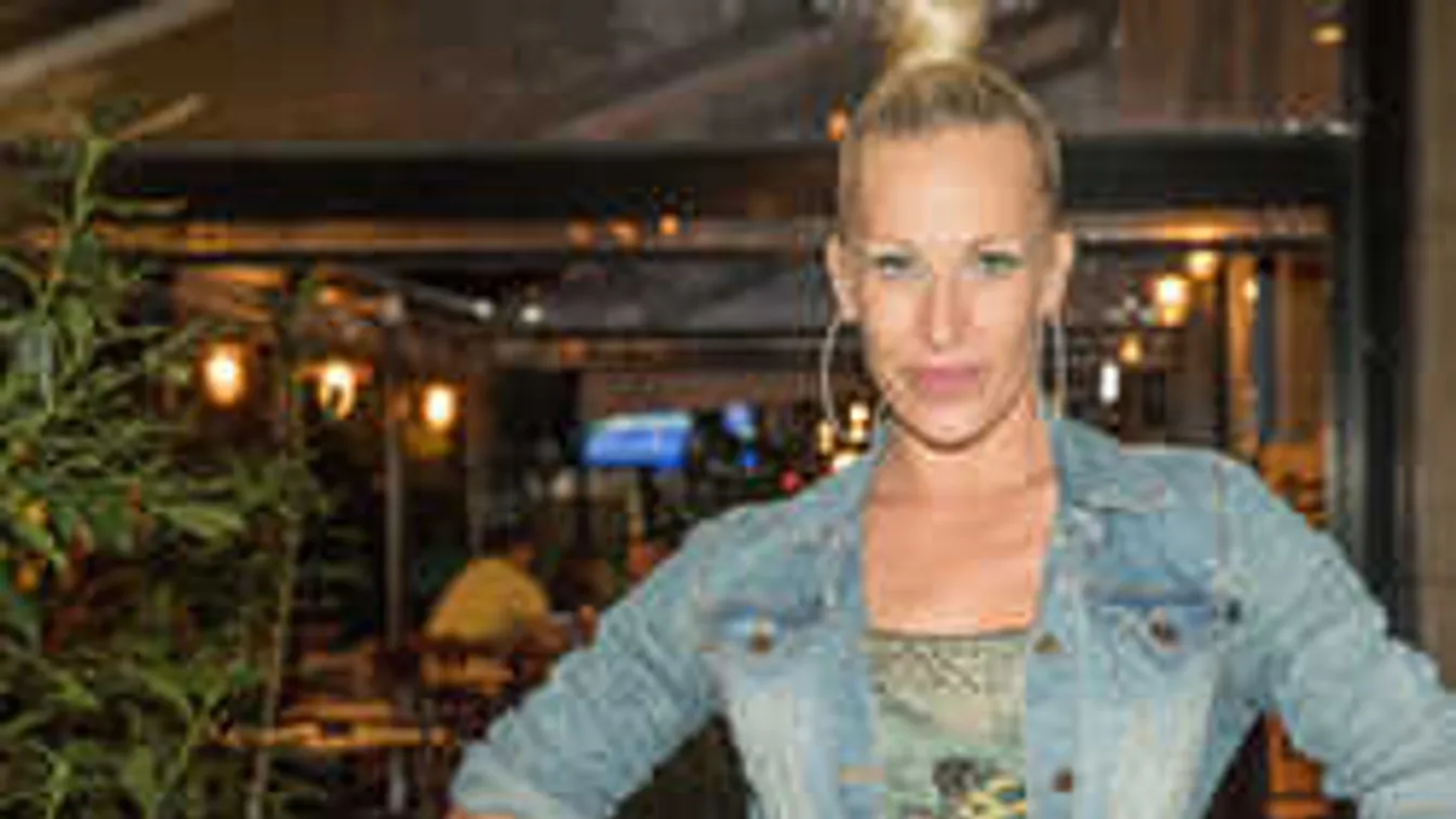 Hihetetlen, mit vett a szájába a magyar sztárénekesnő