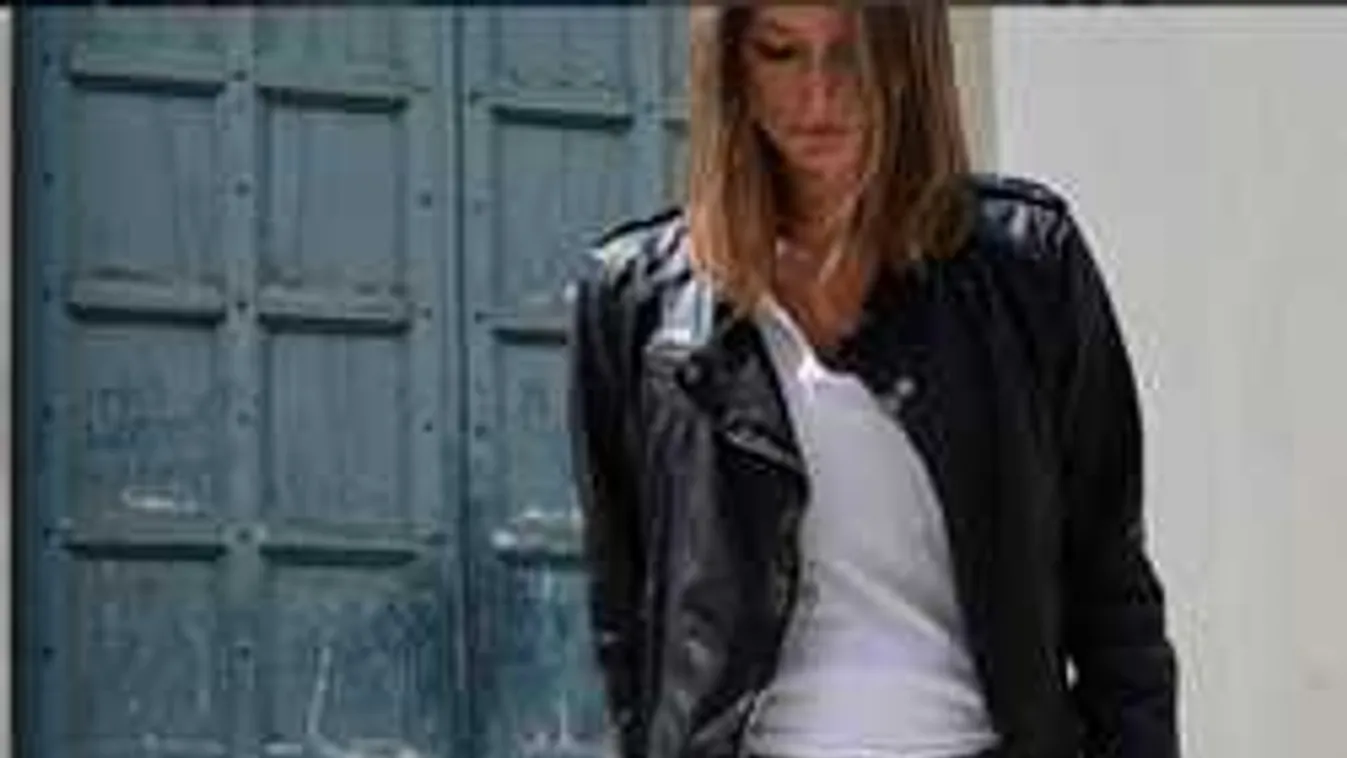 Óriási ötlet, ezt hordják öv helyett az olasz nők