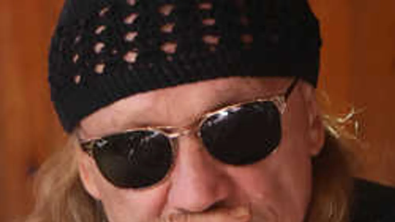 Döbbenetes, amit a tehetségkutatókról állít a magyar énekes