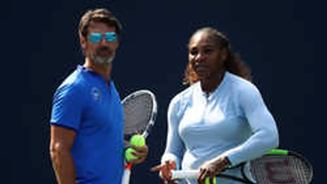 Nagyon kínos: edzője csinált hülyét Serena Williamsből