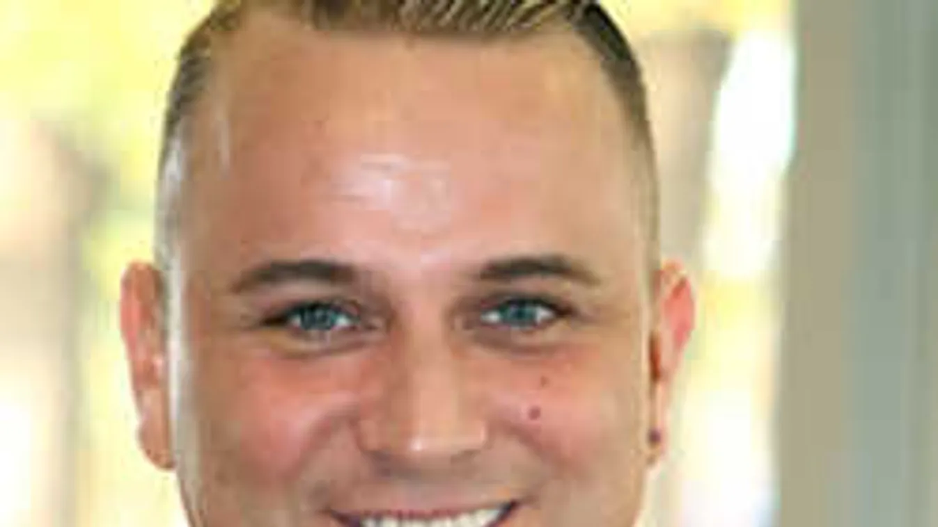 Aggasztó fotó: Kórházba került a magyar sztár