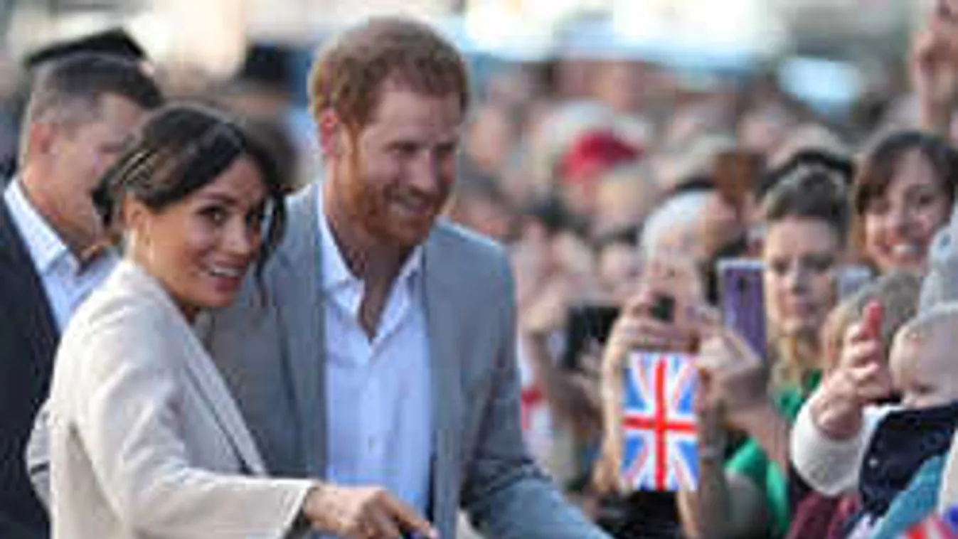 Megható jelenet: Harry nem volt hajlandó elmozdulni felesége mellől