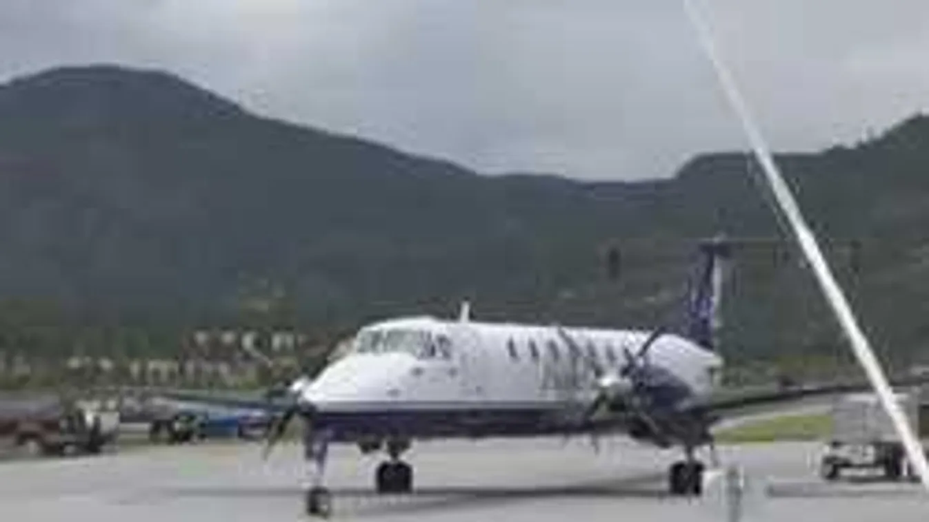 Egy kitoloncolás közel 100 ezer euróba került!