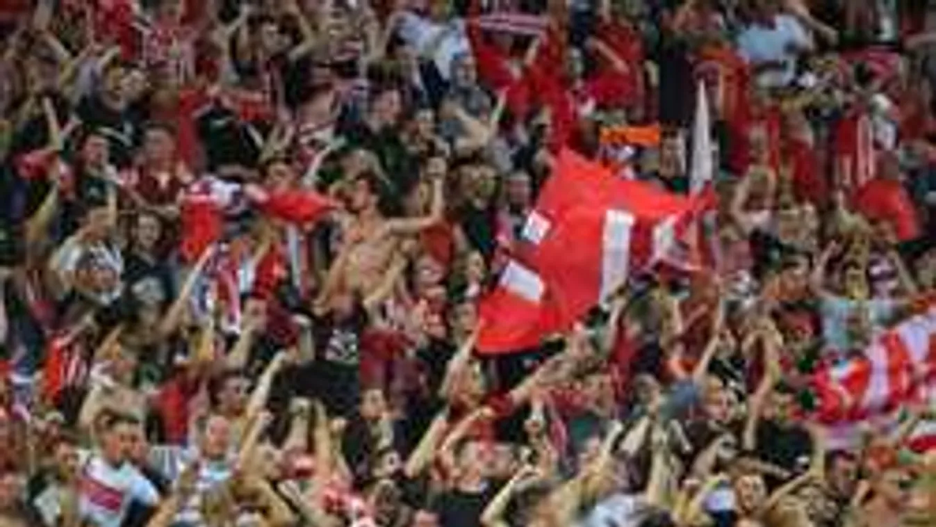 Botrány Miskolcon, biztonságiakra támadtak a megvadult szurkolók