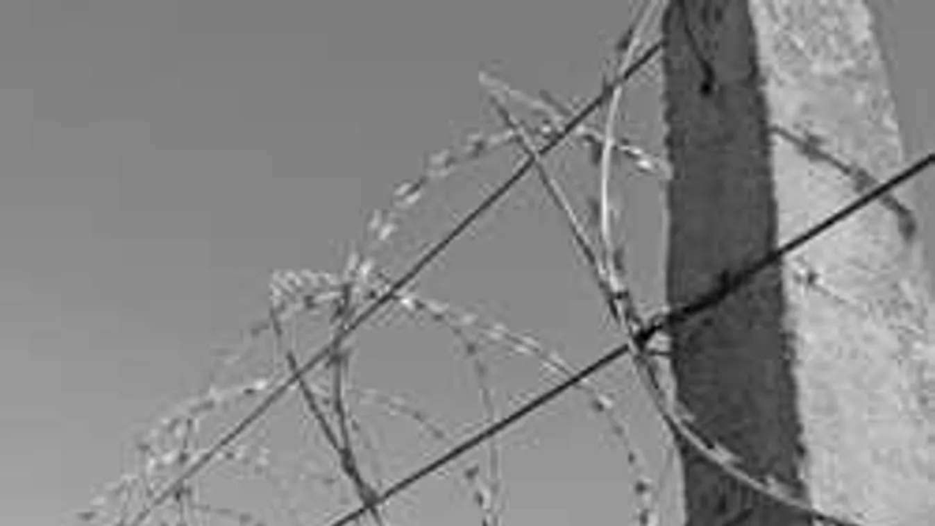 Felfoghatatlan, mérget tett a bolti bébiételekbe egy férfi