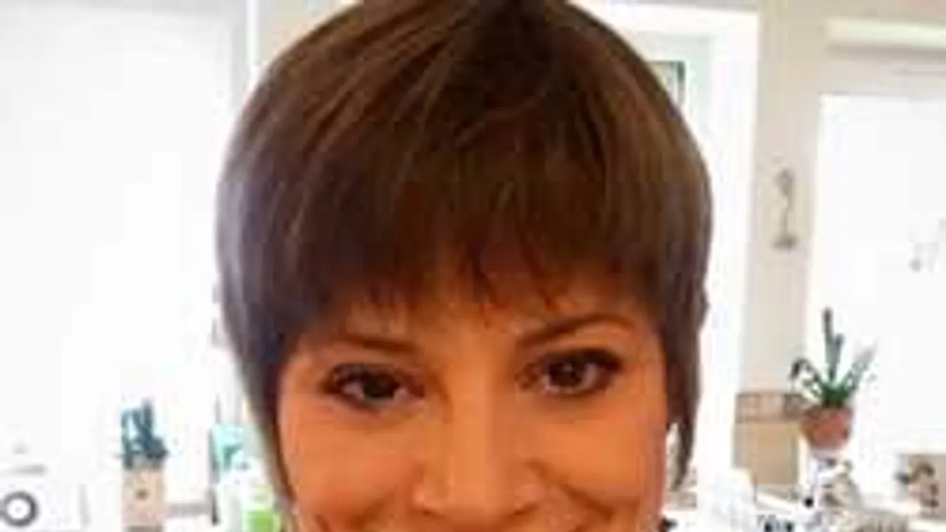 Sosem látott videó került elő Szinetár Dóra tündéri, egyéves kisfiáról