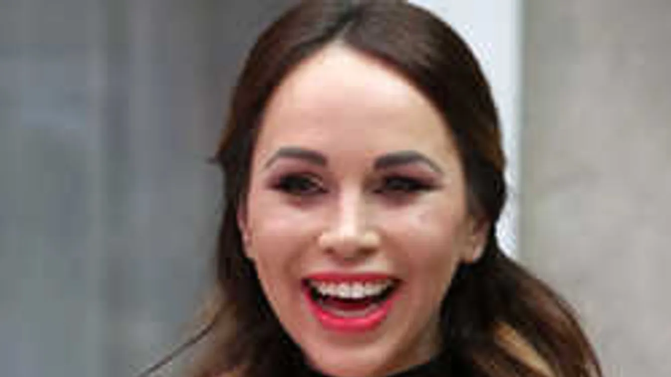 Vad fotósorozat került fel a világhálóra a dögös magyar sztárról