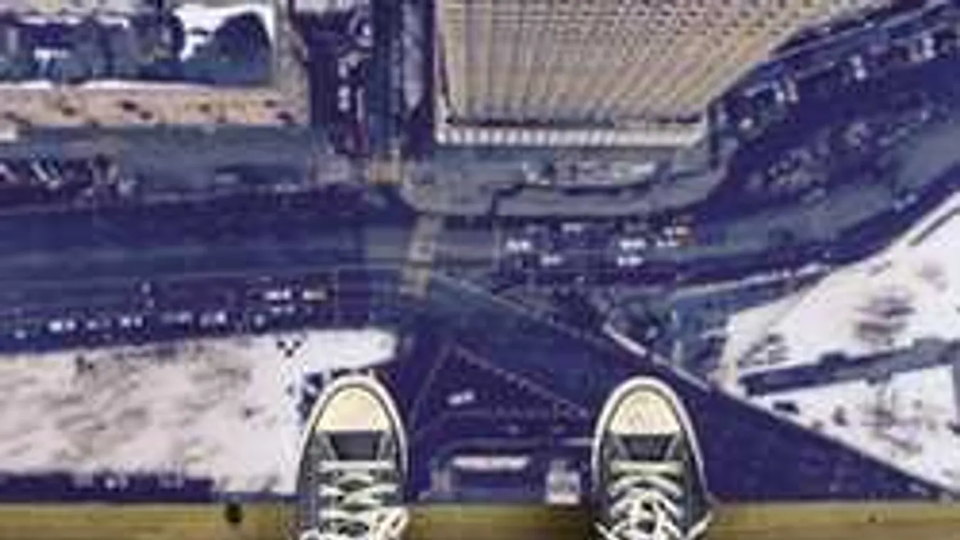 Megrázó, kiugrott az ablakon egy budapesti férfi, a halálba menekült