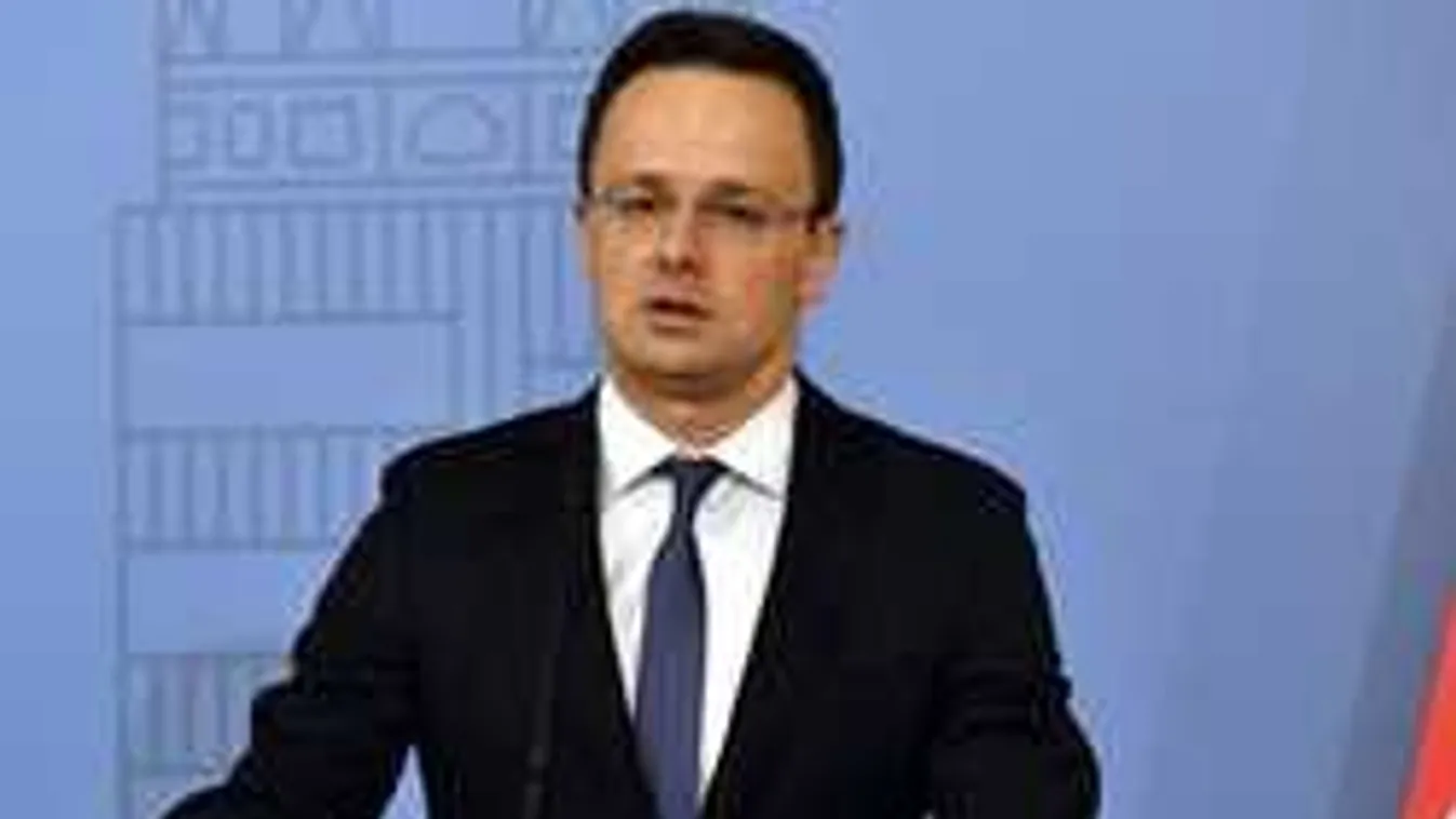 A magyar kormány nem hátrál, nem vagyunk francia gyarmat