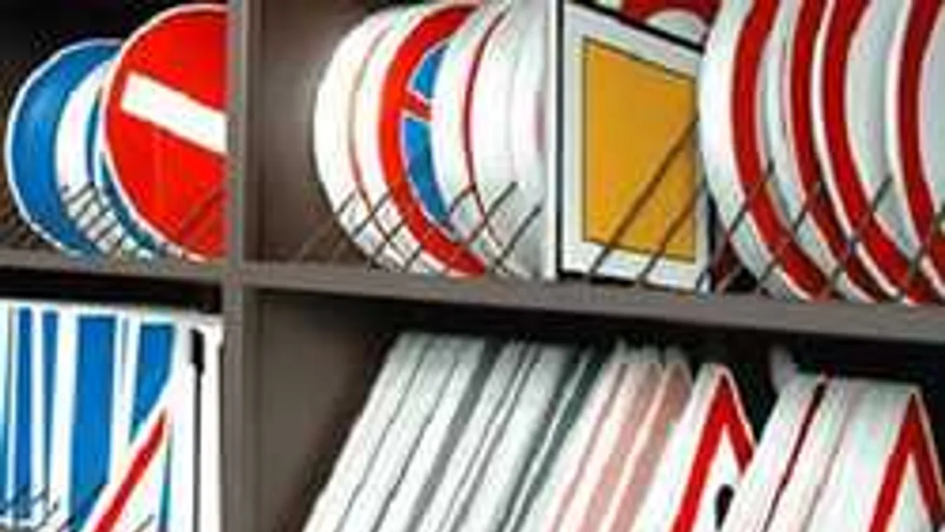 Mi köze Mozartnak a jogosítványhoz?