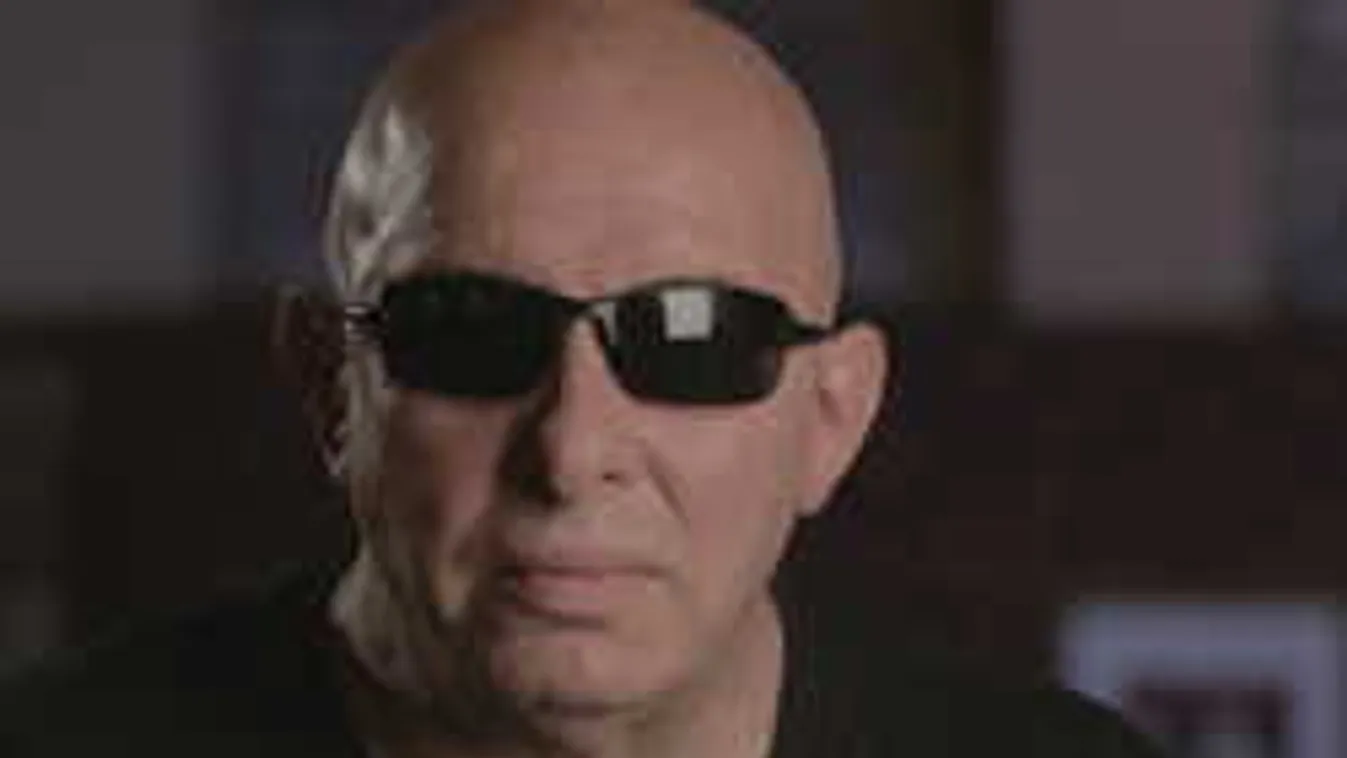 Török Ádám: Meg kell menteni a magyar rockzenét