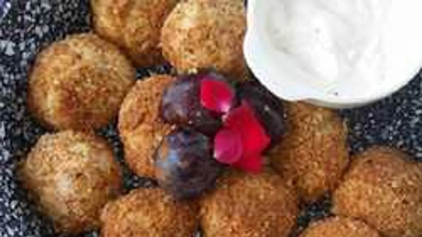 Egészen bizarr szilvás gombócot készített a bevállalós magyar háziasszony